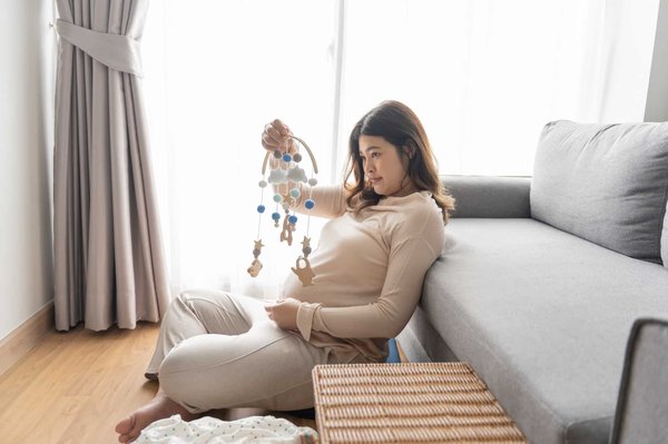 Vêtements grossesse et allaitement : comment choisir ?